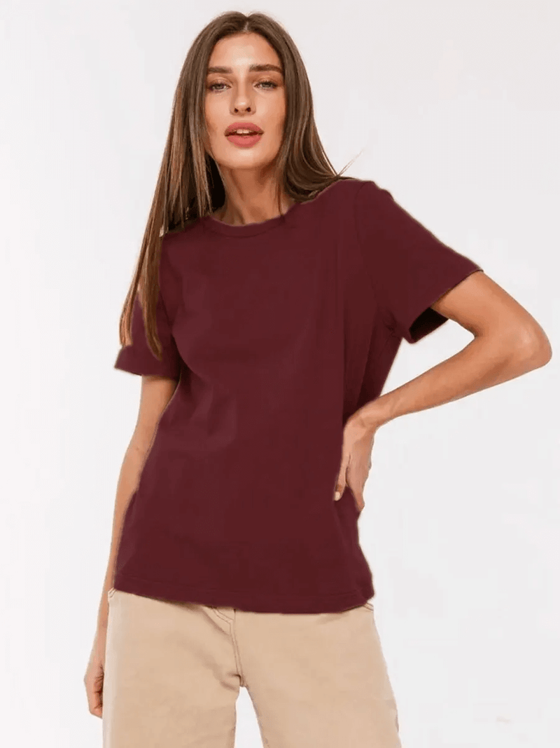 Camiseta Básica Feminina em Algodão Nina (Outlet)